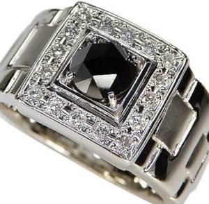 K18ホワイトゴールド　リング　ブラックダイヤモンド付き